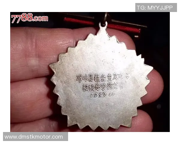 球迷福音：亲手送出足球球星签名的难忘经历与珍贵收藏